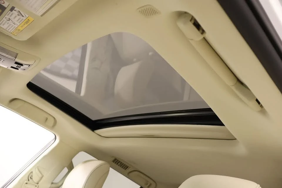 2020 Lexus GX 2nd Gen - Image 16 of 20