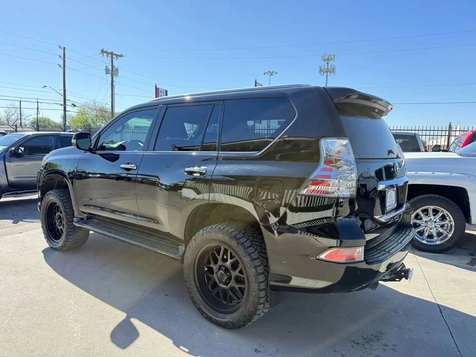 2020 Lexus GX 2nd Gen - Image 2 of 19