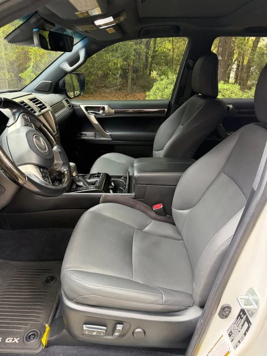 2020 Lexus GX 2nd Gen - Image 6 of 9