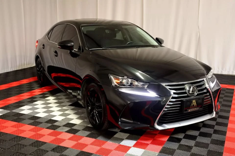 2020 Lexus IS 3rd Gen - Image 5 of 20