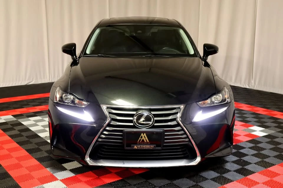 2020 Lexus IS 3rd Gen - Image 4 of 20
