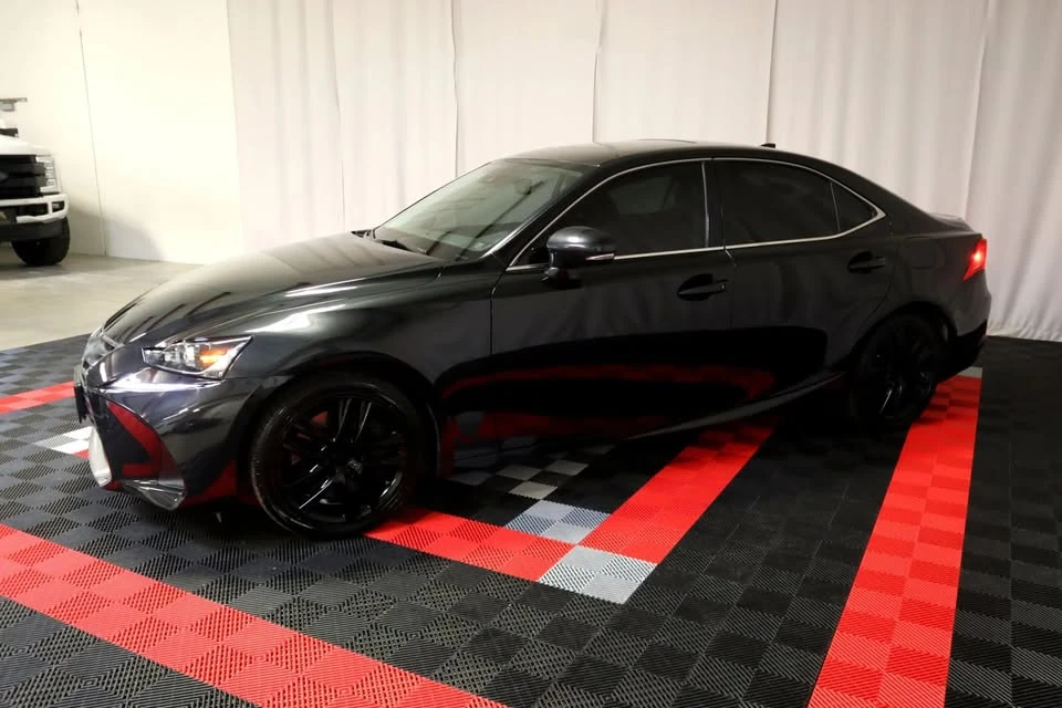 2020 Lexus IS 3rd Gen - Image 3 of 20