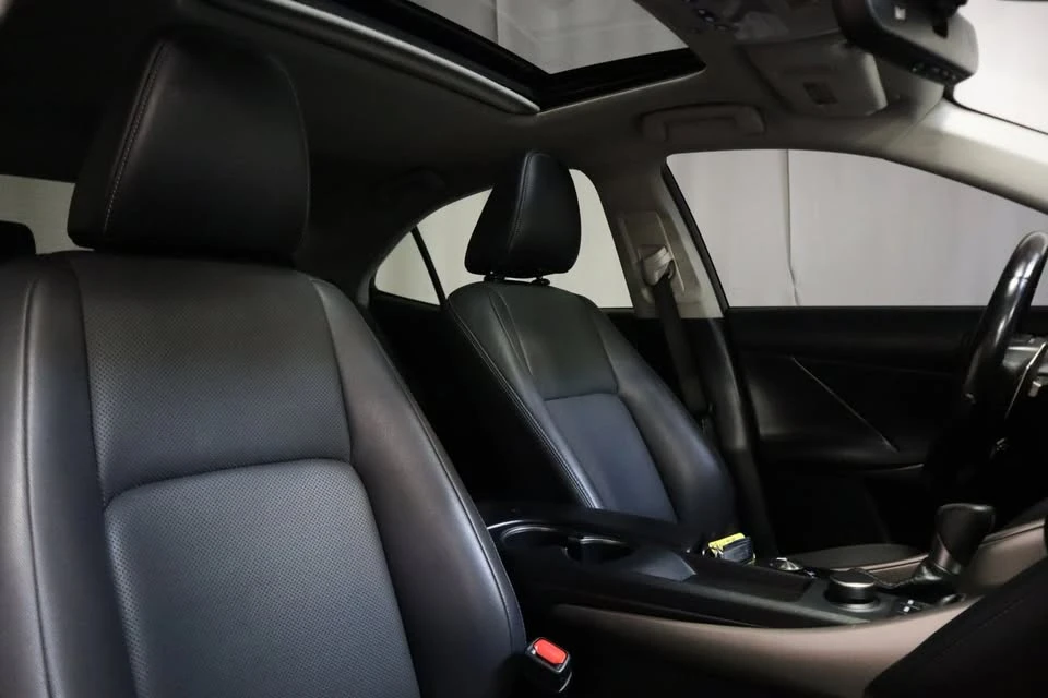 2020 Lexus IS 3rd Gen - Image 20 of 20