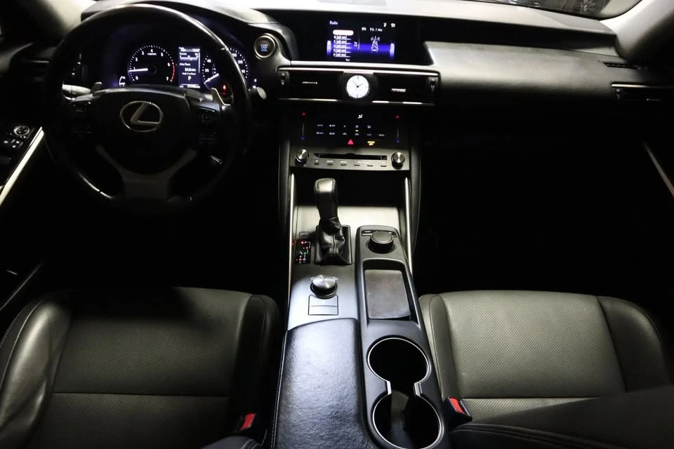 2020 Lexus IS 3rd Gen - Image 14 of 20