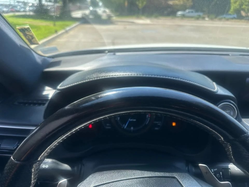2020 Lexus IS 3rd Gen - Image 11 of 20