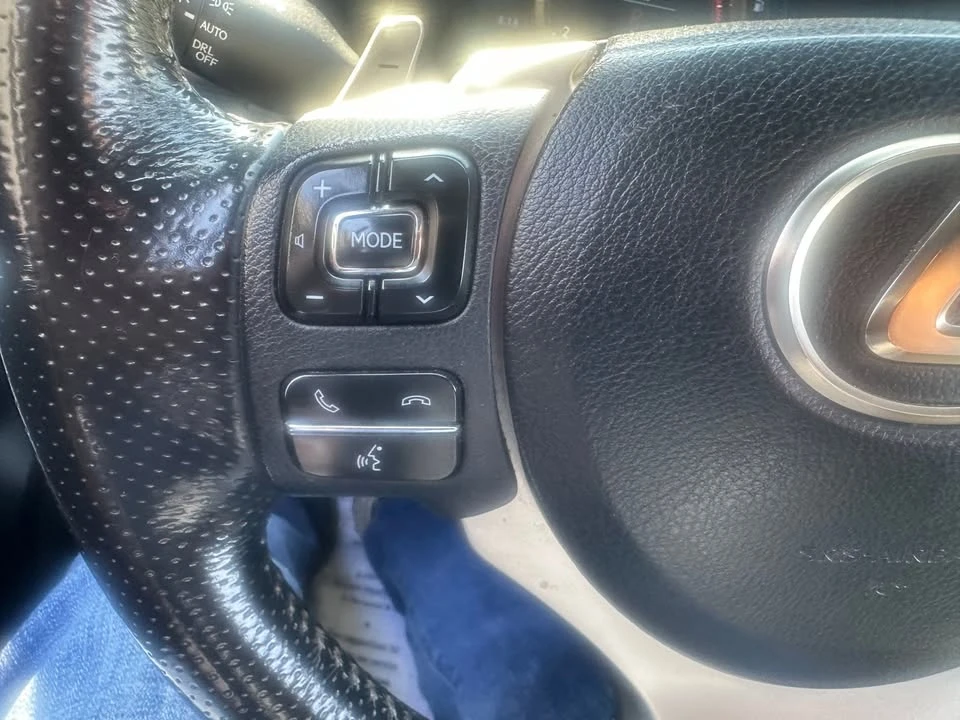 2020 Lexus IS 3rd Gen - Image 14 of 20