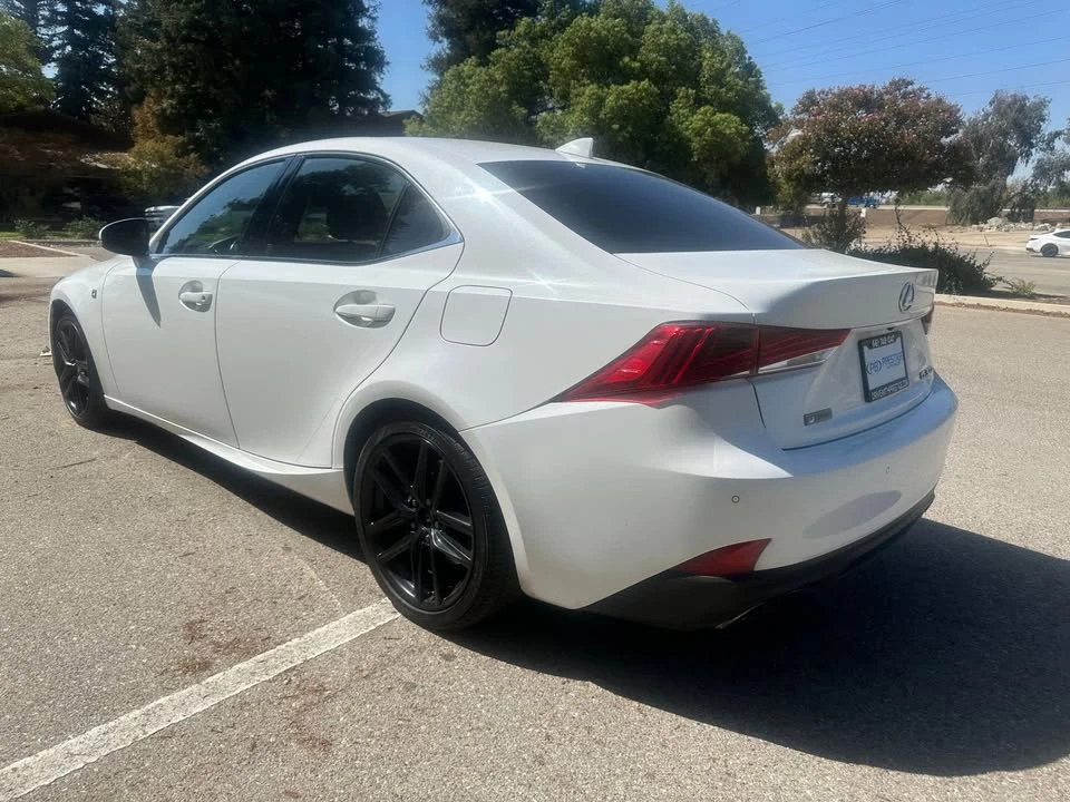 2020 Lexus IS 3rd Gen - Image 4 of 20