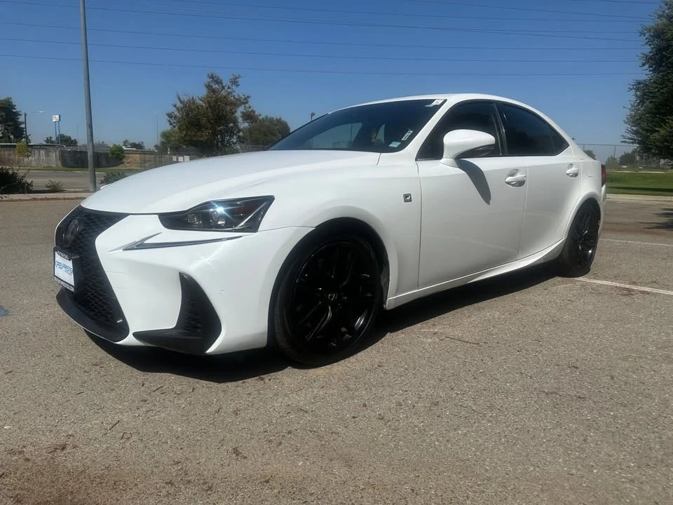 2020 Lexus IS 3rd Gen - Image 3 of 20