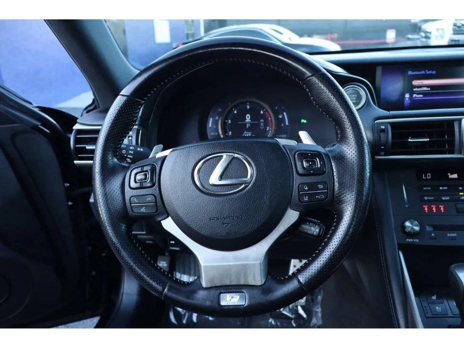 2020 Lexus IS 3rd Gen - Image 15 of 16
