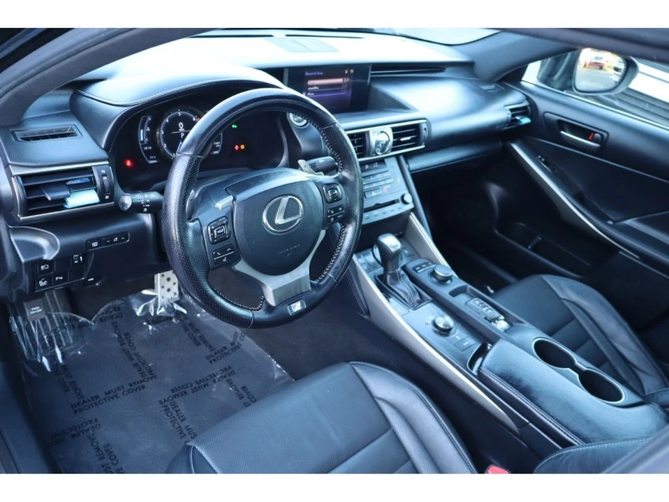2020 Lexus IS 3rd Gen - Image 12 of 16
