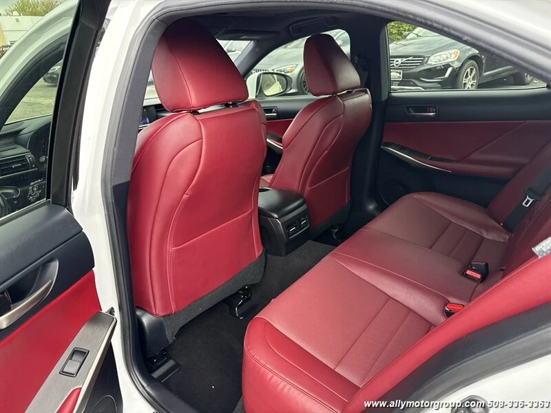 2020 Lexus IS 3rd Gen - Image 16 of 19