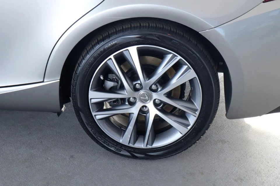 2020 Lexus IS 3rd Gen - Image 11 of 20