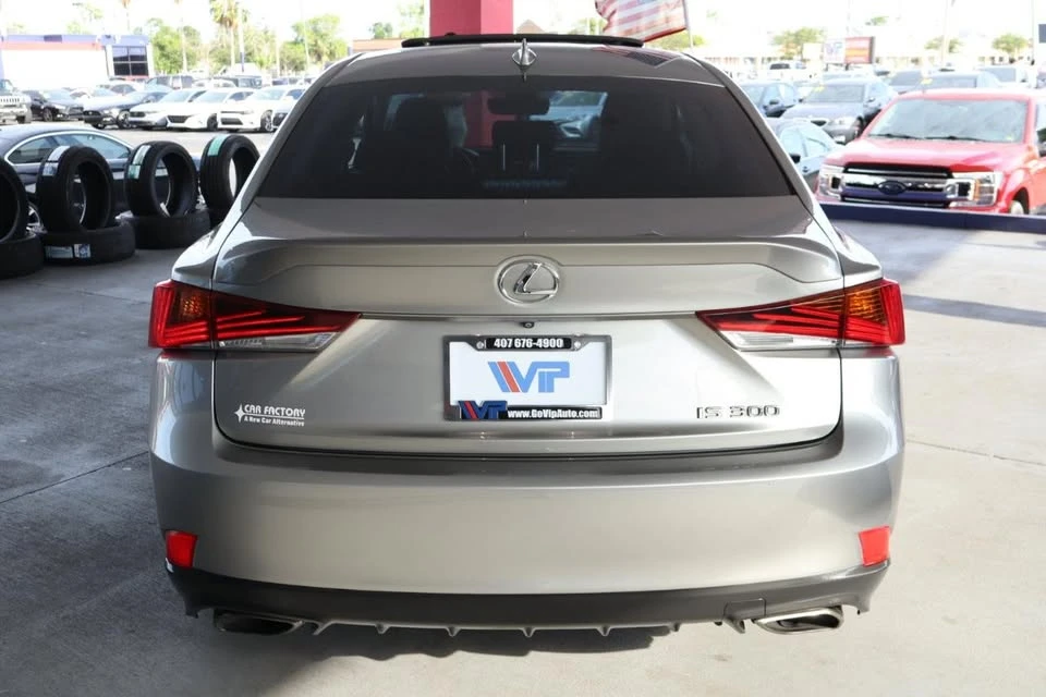 2020 Lexus IS 3rd Gen - Image 8 of 20