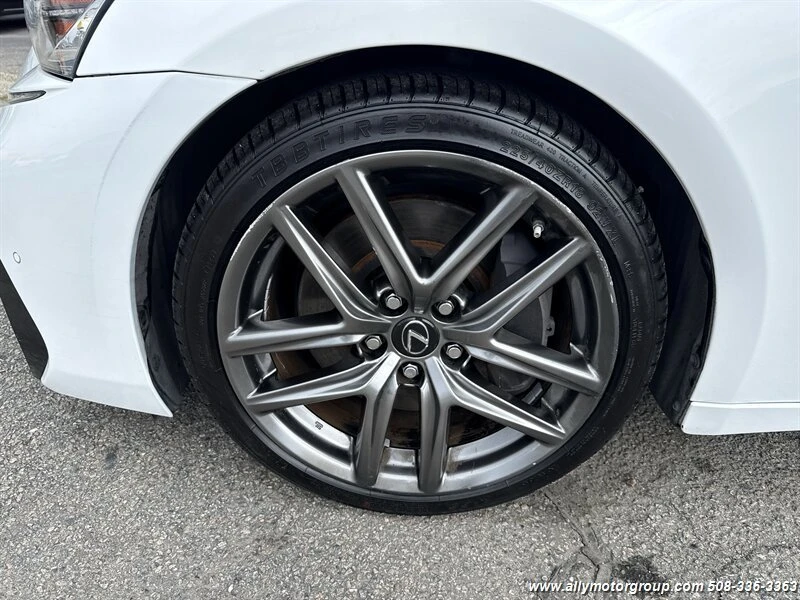 2020 Lexus IS 3rd Gen - Image 8 of 19