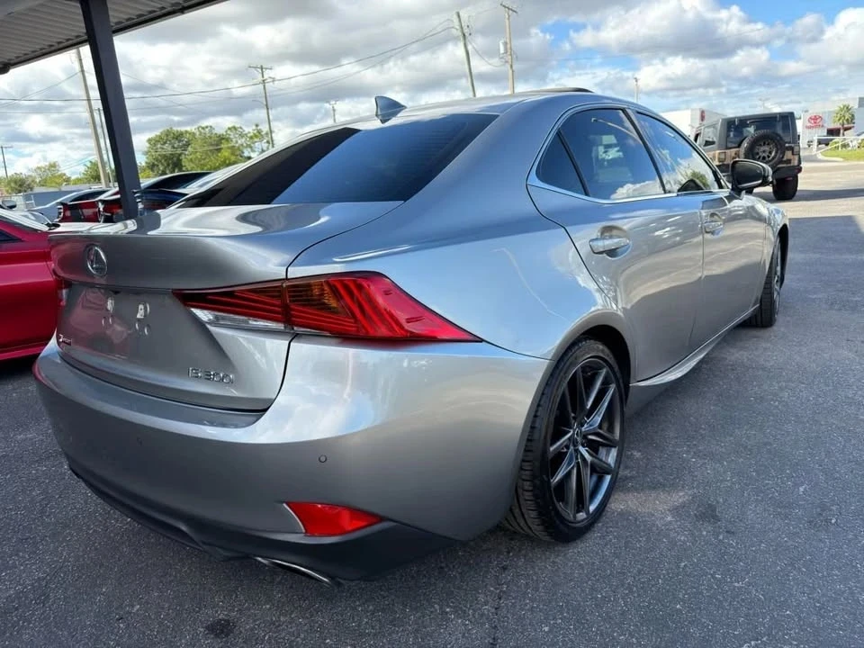 2020 Lexus IS 3rd Gen - Image 8 of 19