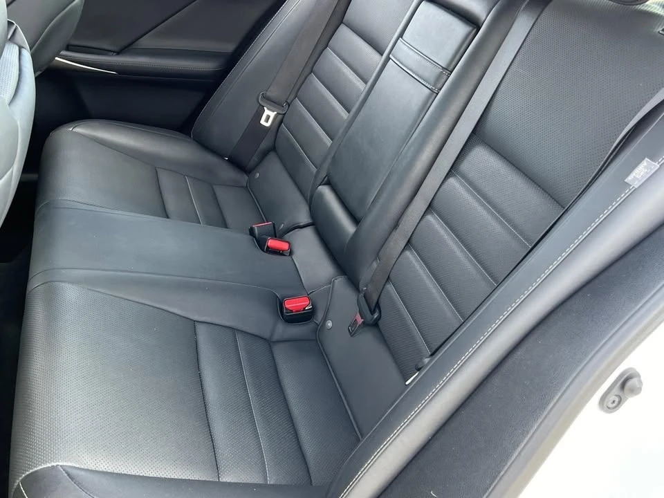 2020 Lexus IS 3rd Gen - Image 10 of 19