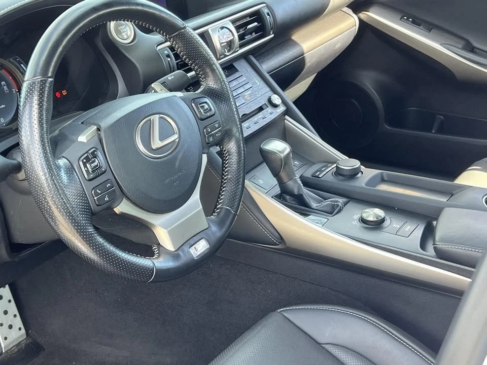 2020 Lexus IS 3rd Gen - Image 15 of 19