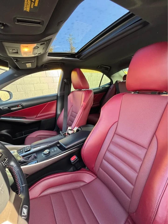 2020 Lexus IS 3rd Gen - Image 4 of 6