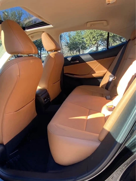 2020 Lexus IS 3rd Gen - Image 9 of 12