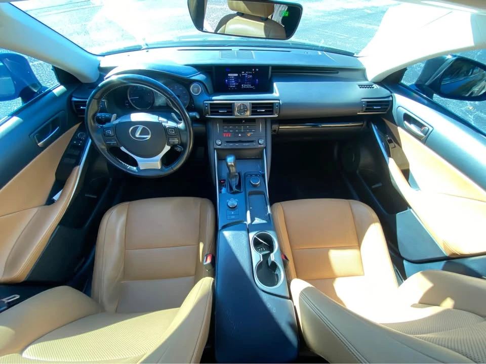 2020 Lexus IS 3rd Gen - Image 11 of 12