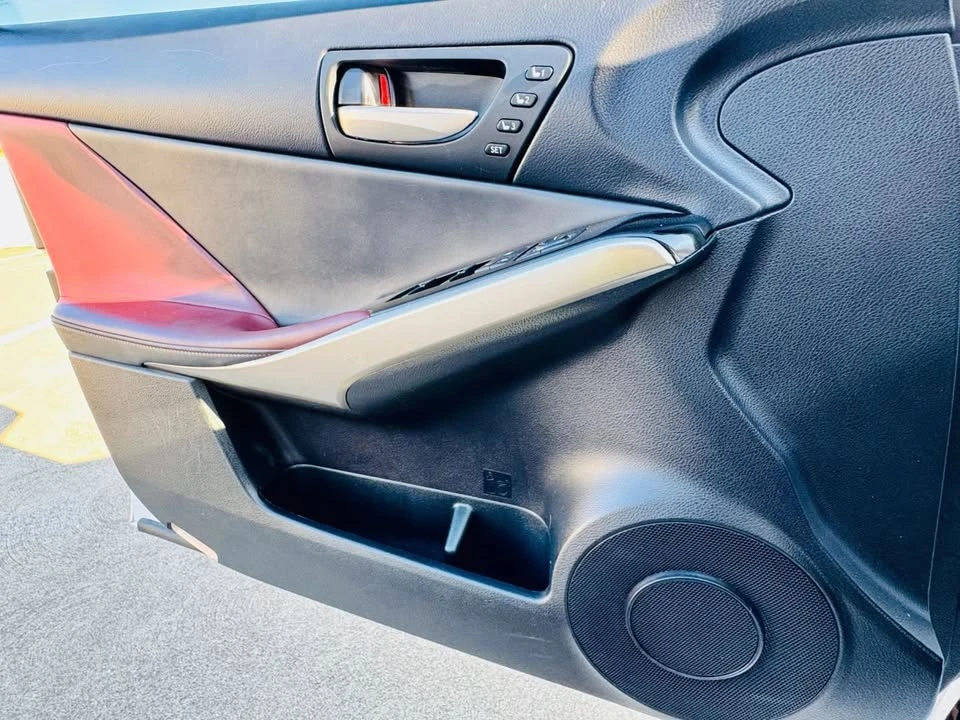 2020 Lexus IS 3rd Gen - Image 12 of 19