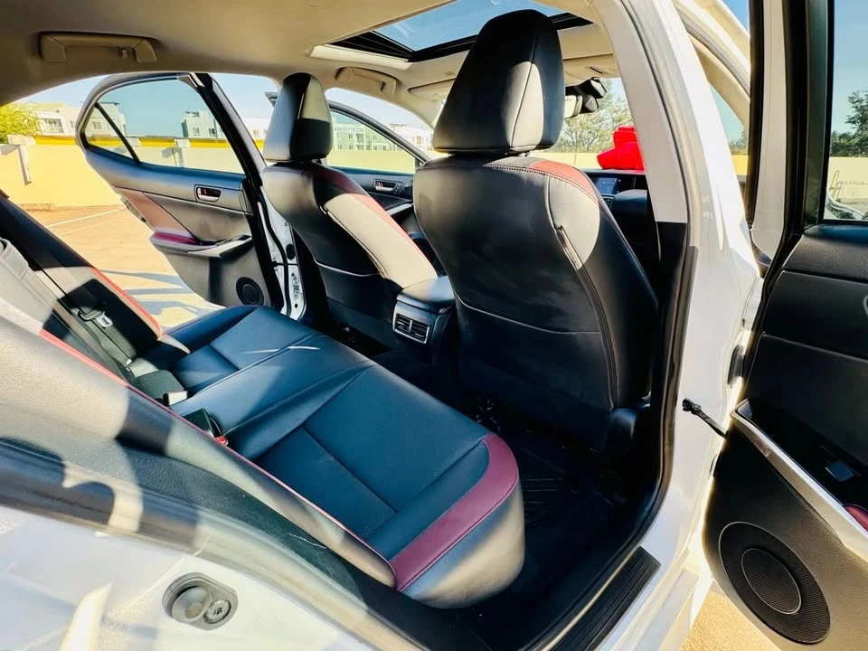 2020 Lexus IS 3rd Gen - Image 15 of 19