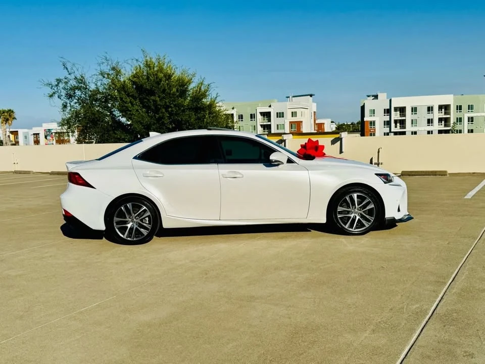 2020 Lexus IS 3rd Gen - Image 6 of 19