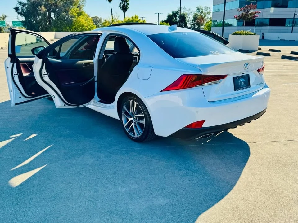 2020 Lexus IS 3rd Gen - Image 19 of 19