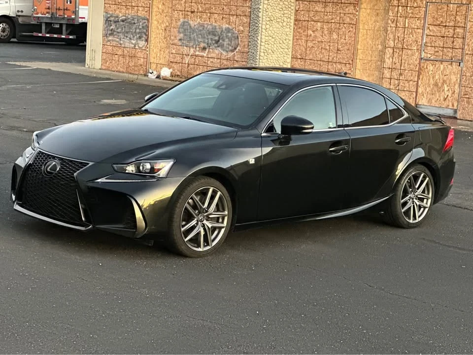 2020 Lexus IS 3rd Gen - Image 2 of 9