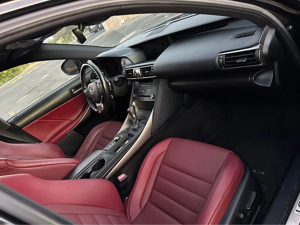2020 Lexus IS 3rd Gen - Image 7 of 9