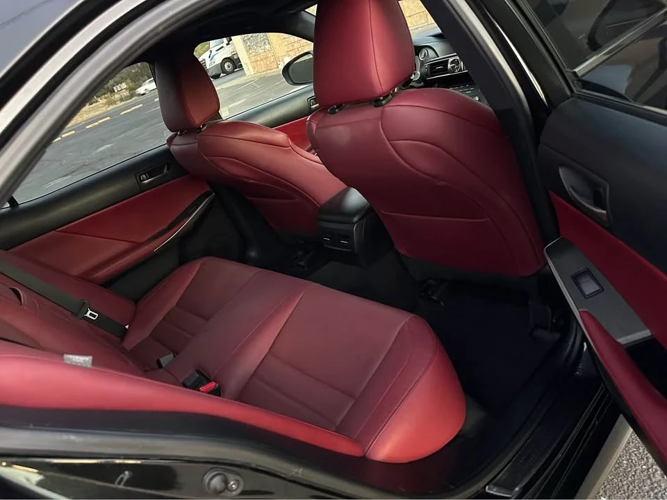 2020 Lexus IS 3rd Gen - Image 8 of 9