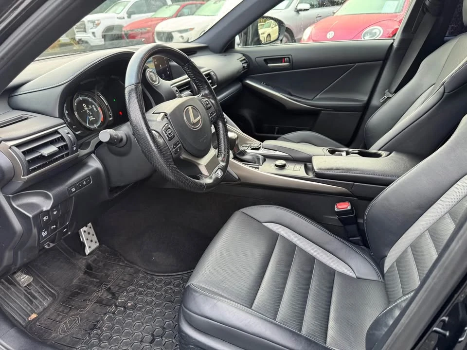 2020 Lexus IS 3rd Gen - Image 14 of 15