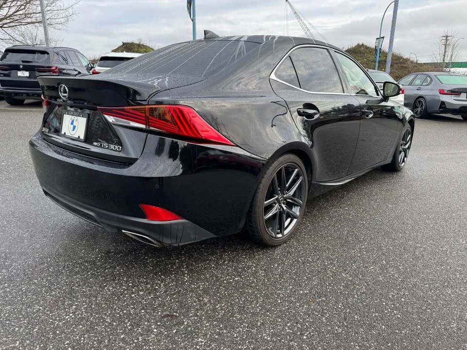 2020 Lexus IS 3rd Gen - Image 7 of 15