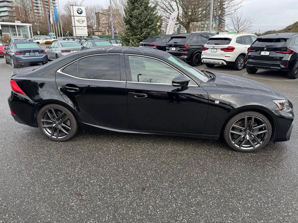 2020 Lexus IS 3rd Gen - Image 9 of 15