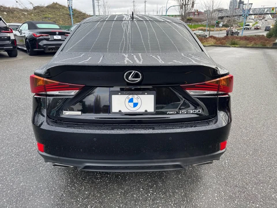 2020 Lexus IS 3rd Gen - Image 11 of 15