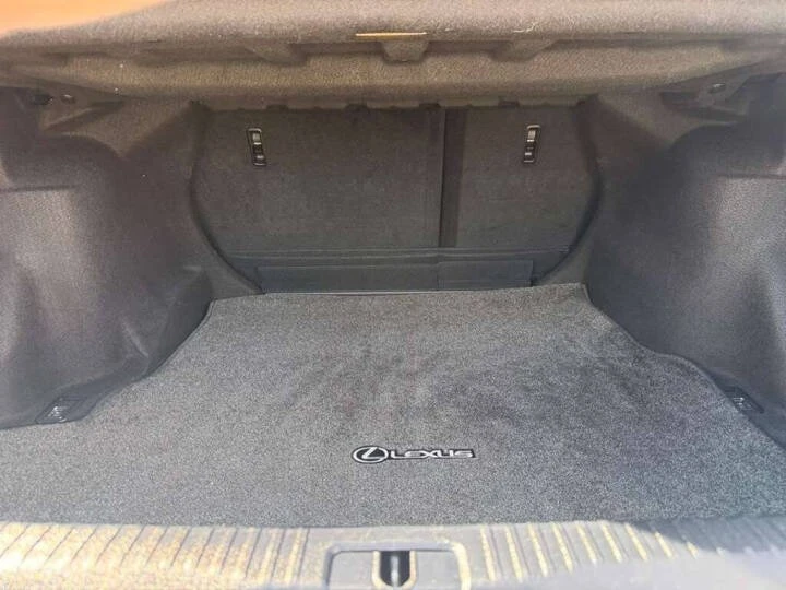 2020 Lexus IS 3rd Gen - Image 8 of 20