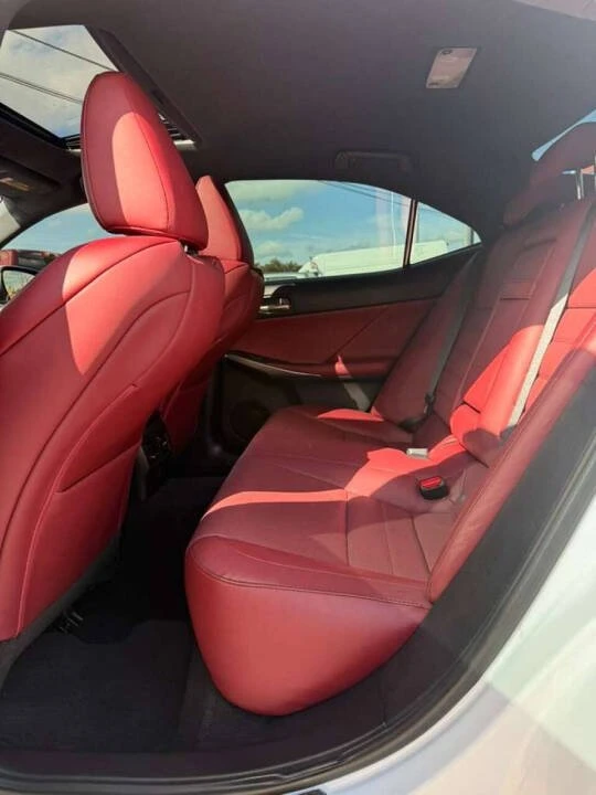 2020 Lexus IS 3rd Gen - Image 16 of 20