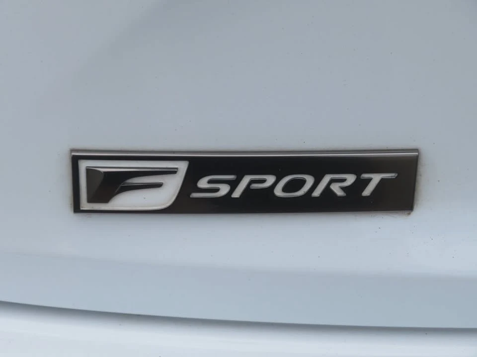 2020 Lexus IS 3rd Gen - Image 8 of 20