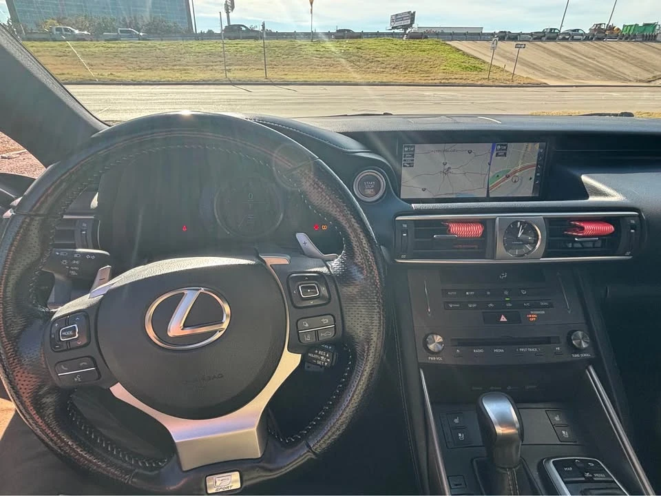 2020 Lexus IS 3rd Gen - Image 4 of 7