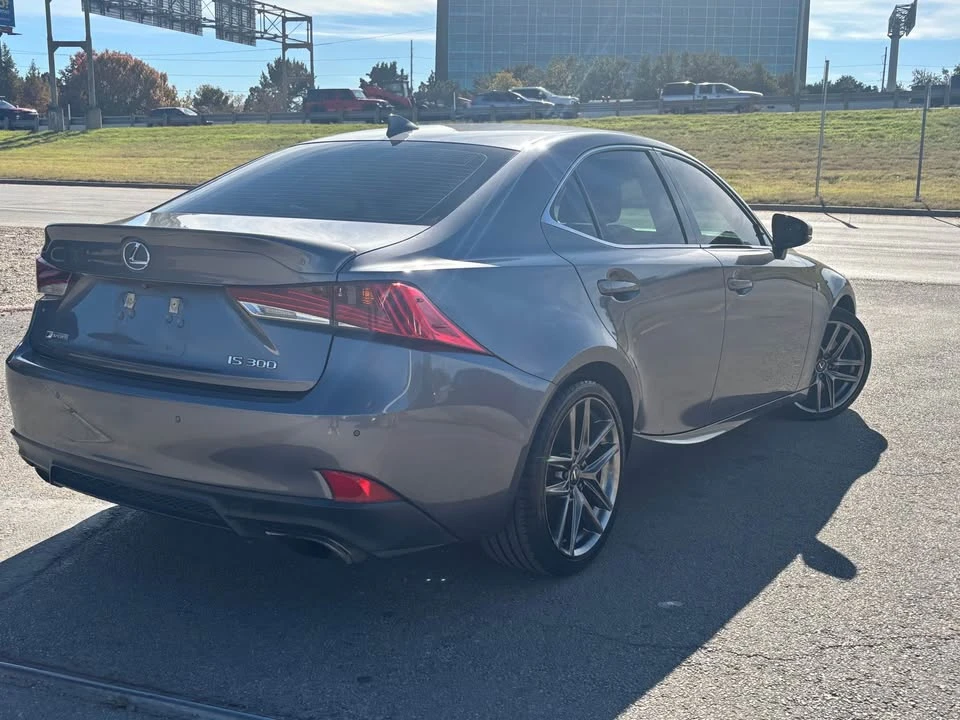 2020 Lexus IS 3rd Gen - Image 3 of 7