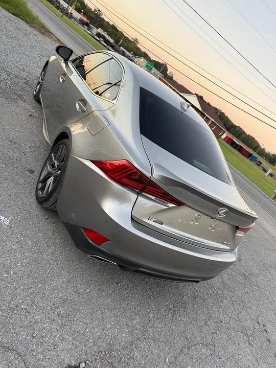 2020 Lexus IS 3rd Gen - Image 5 of 15