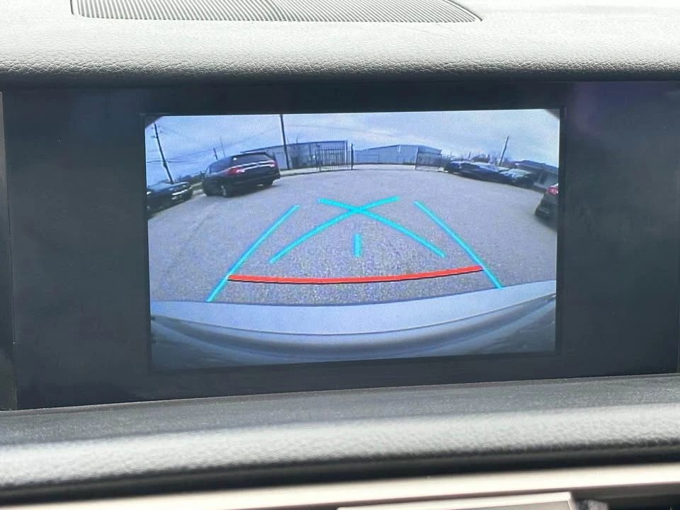2020 Lexus IS 3rd Gen - Image 19 of 20