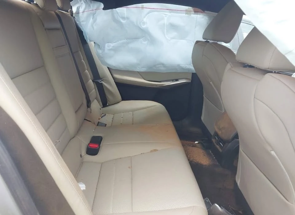2020 Lexus IS 3rd Gen - Image 6 of 7