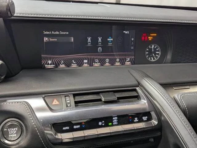 2020 Lexus LC - Image 11 of 12