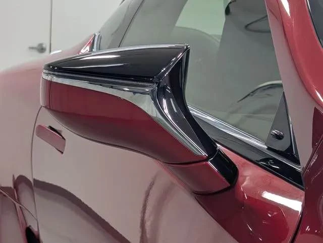 2020 Lexus LC - Image 6 of 12