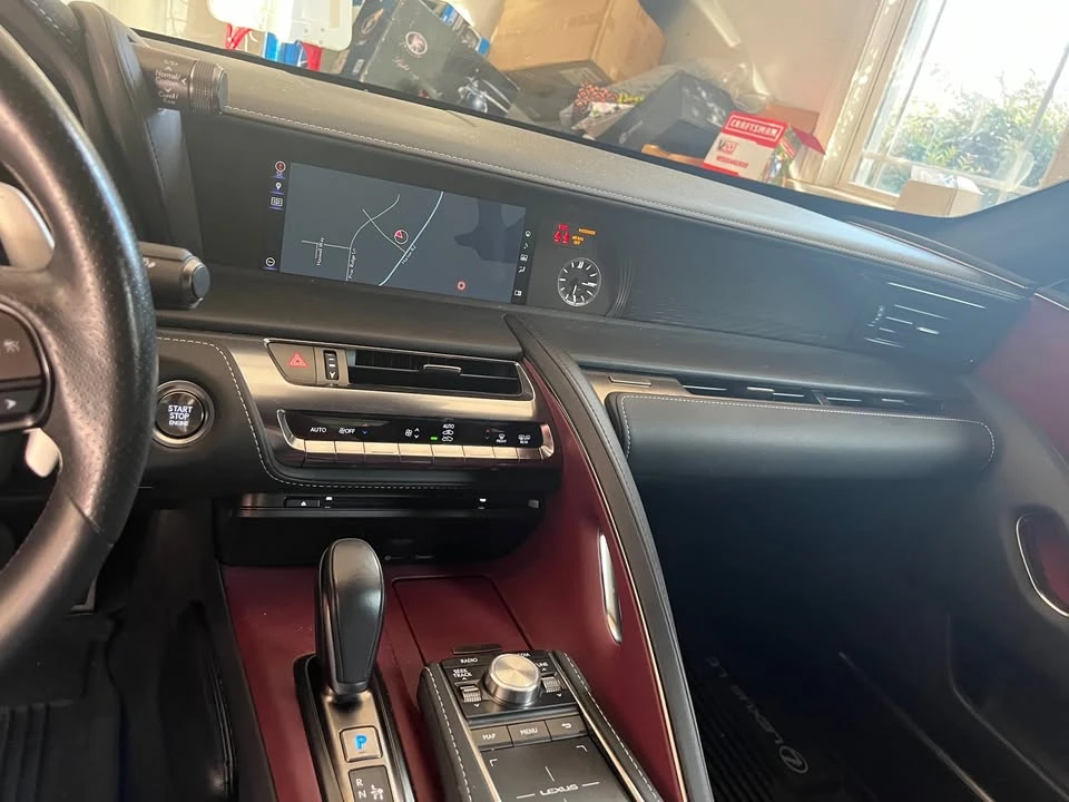 2020 Lexus LC - Image 6 of 14