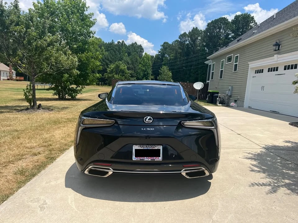 2020 Lexus LC - Image 10 of 14