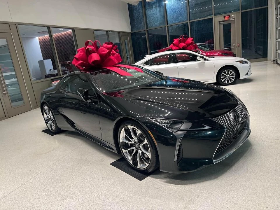2020 Lexus LC - Image 2 of 14