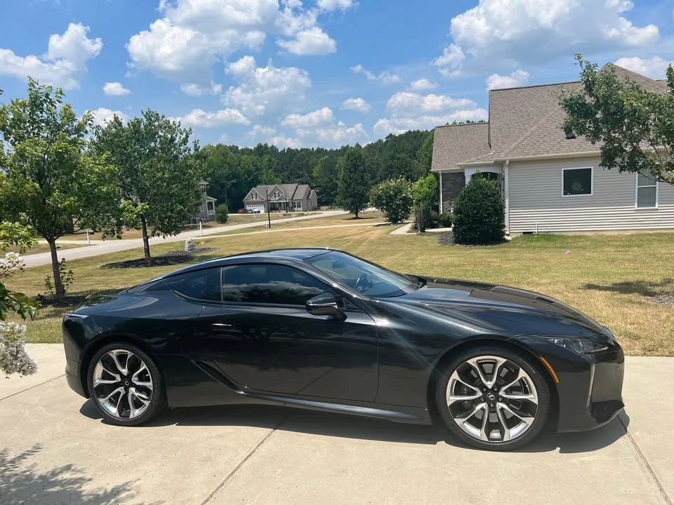 2020 Lexus LC - Image 11 of 14