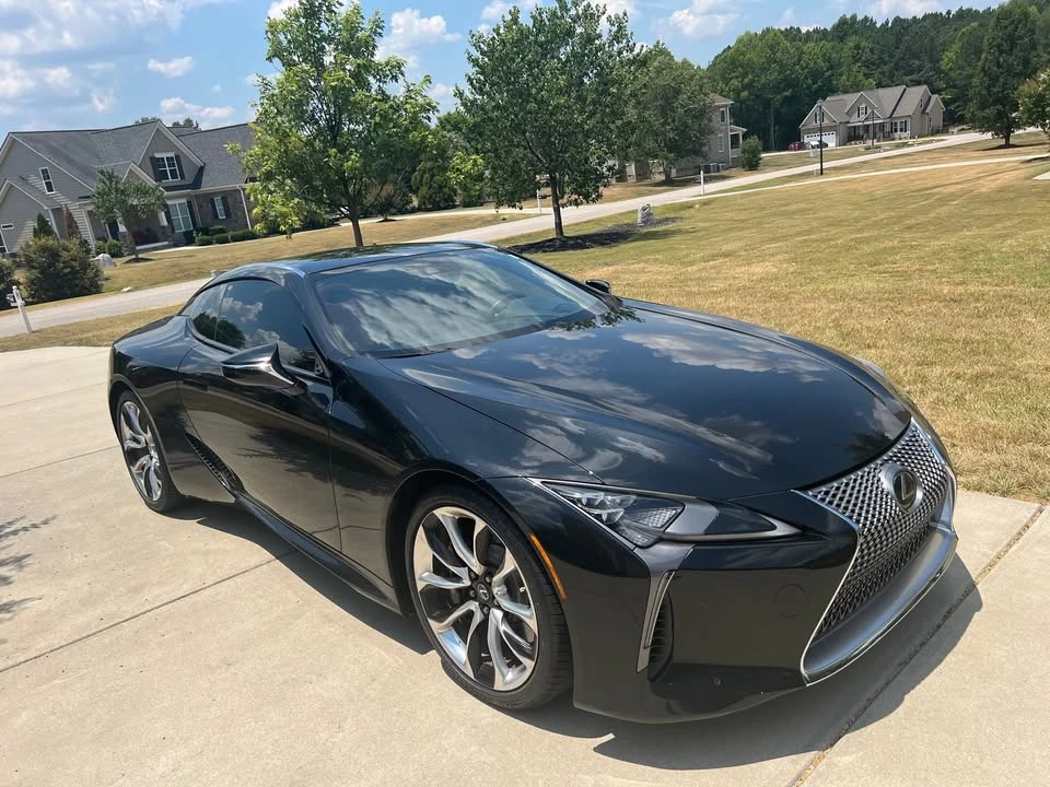 2020 Lexus LC - Image 12 of 14
